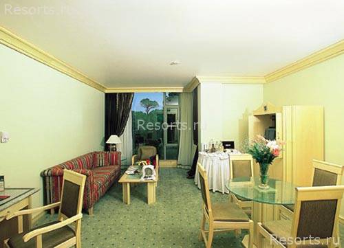 Gloria Verde Resort 10